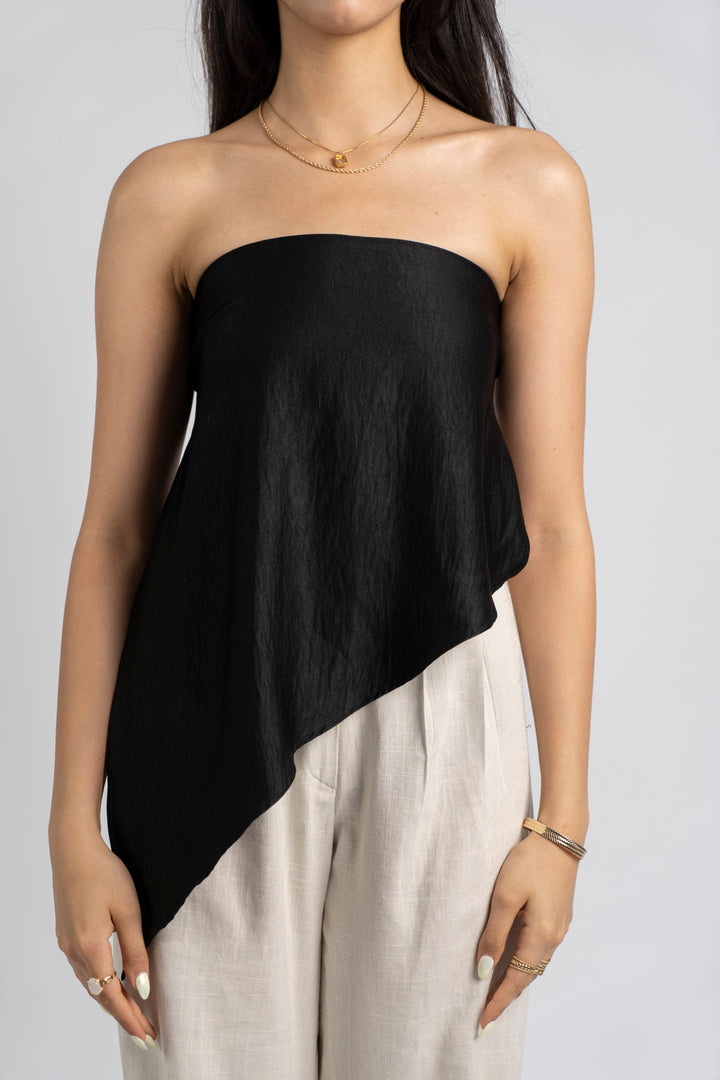 Top satiné asymétrique noir