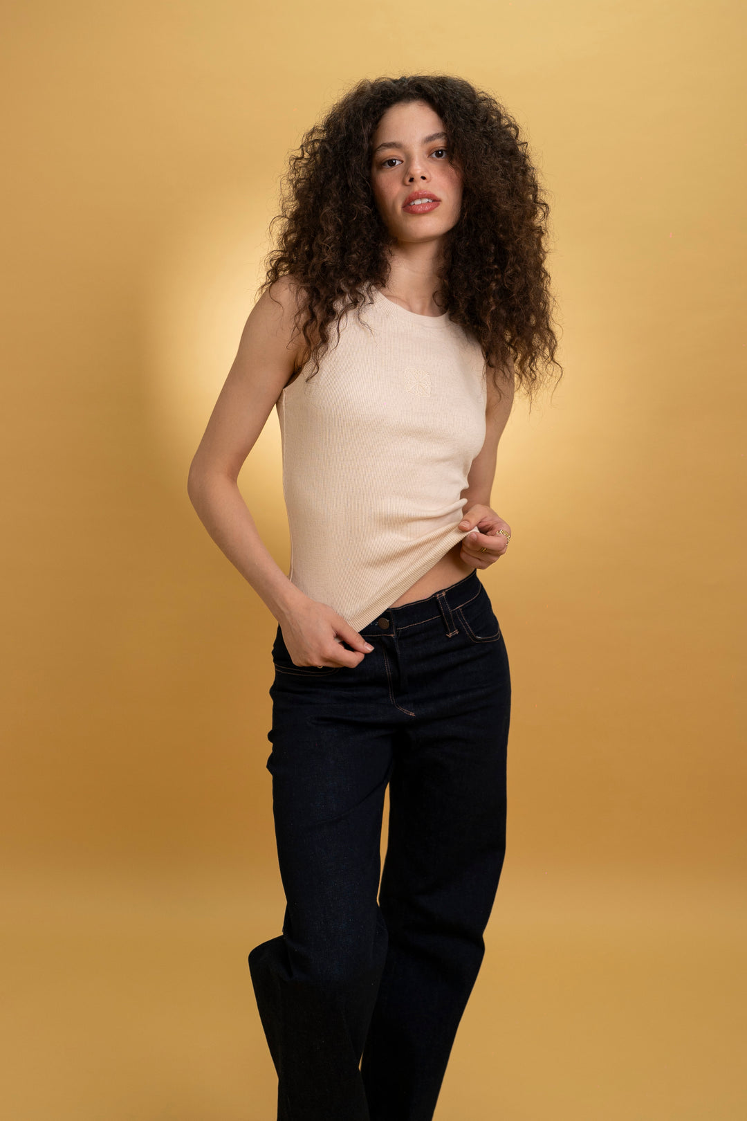 Débardeur beige brodé monogramme ZODA
