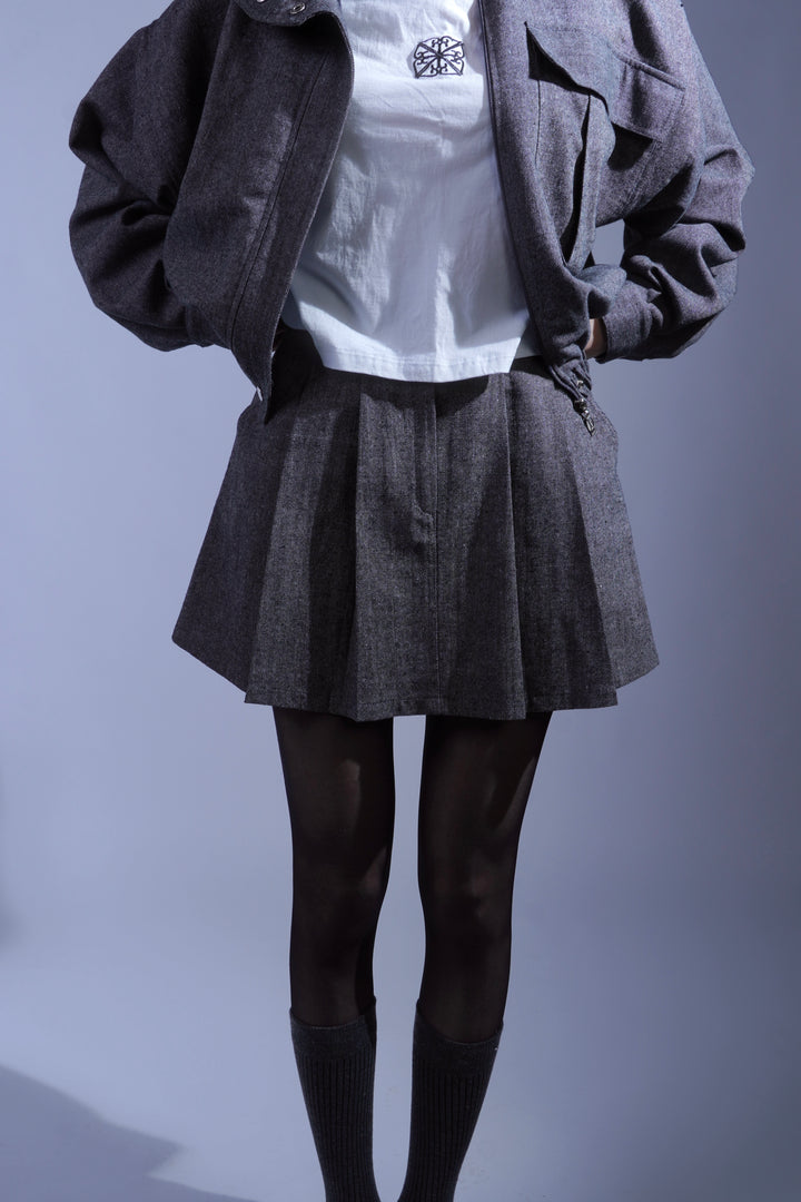 Jupe grise plissée