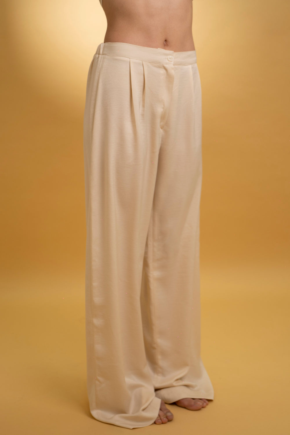 Pantalon fluide satiné écru
