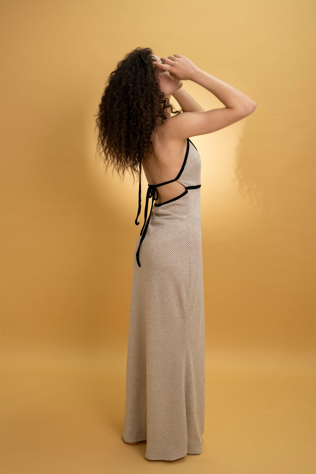 Robe en maille dos nu