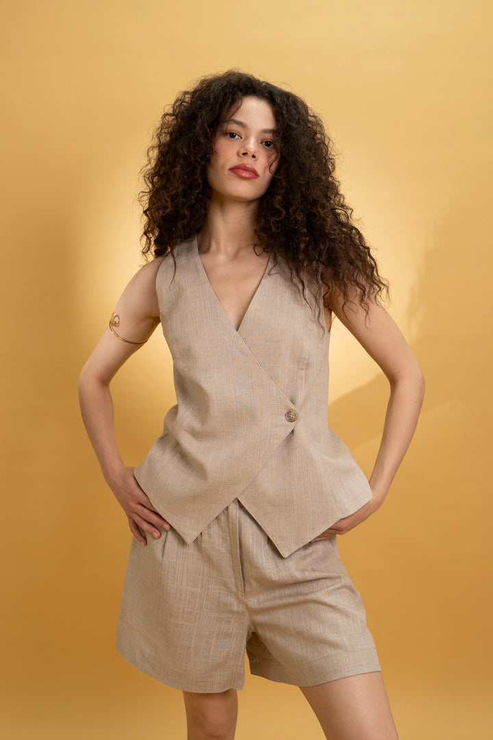 Short taille haute en lin grège