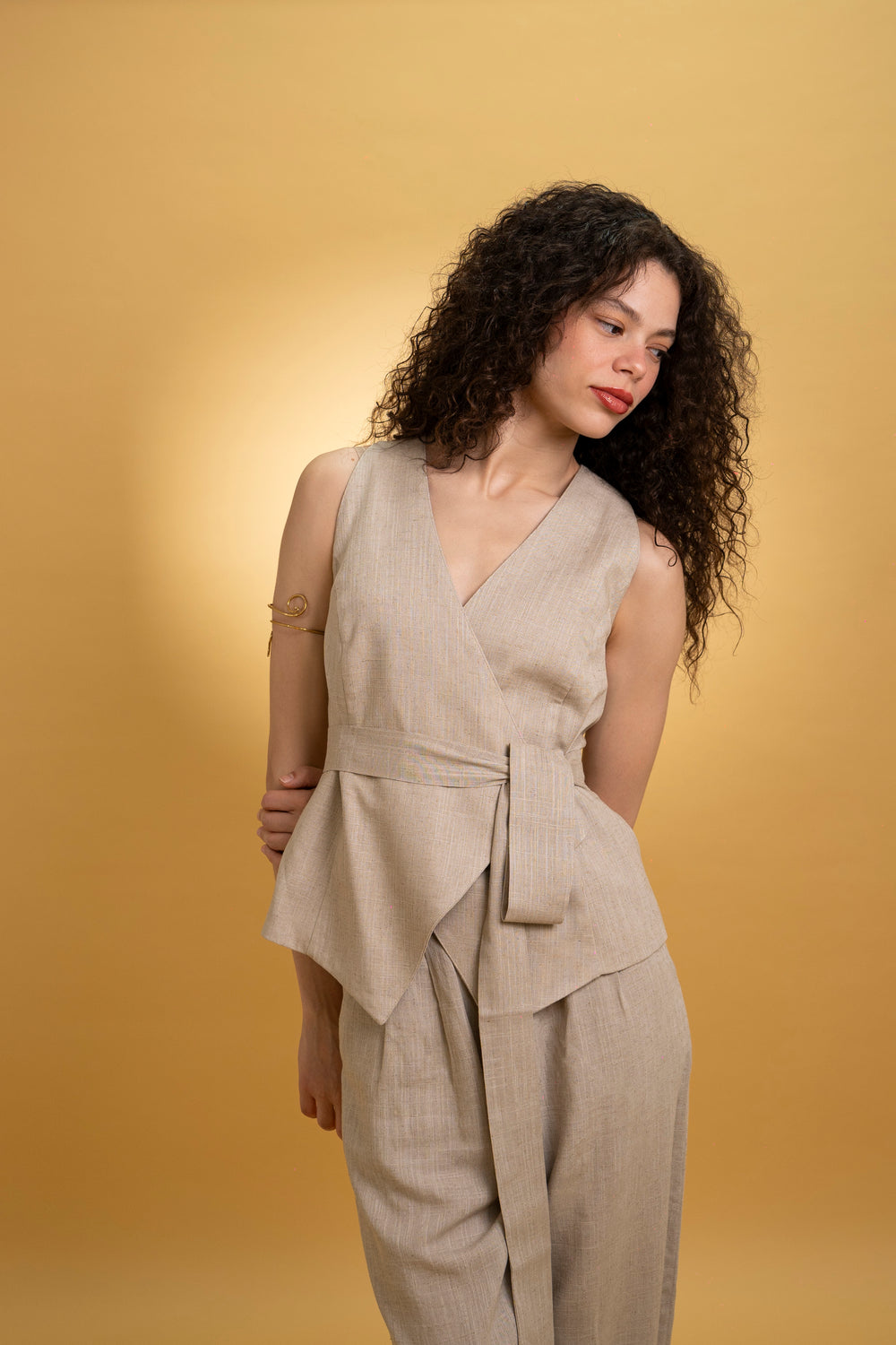 Veste croisée en lin grège