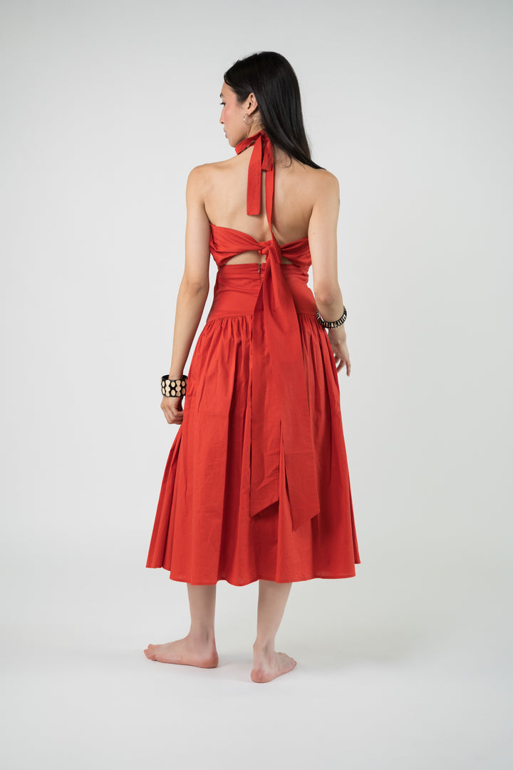 Robe midi dos nu à fronces